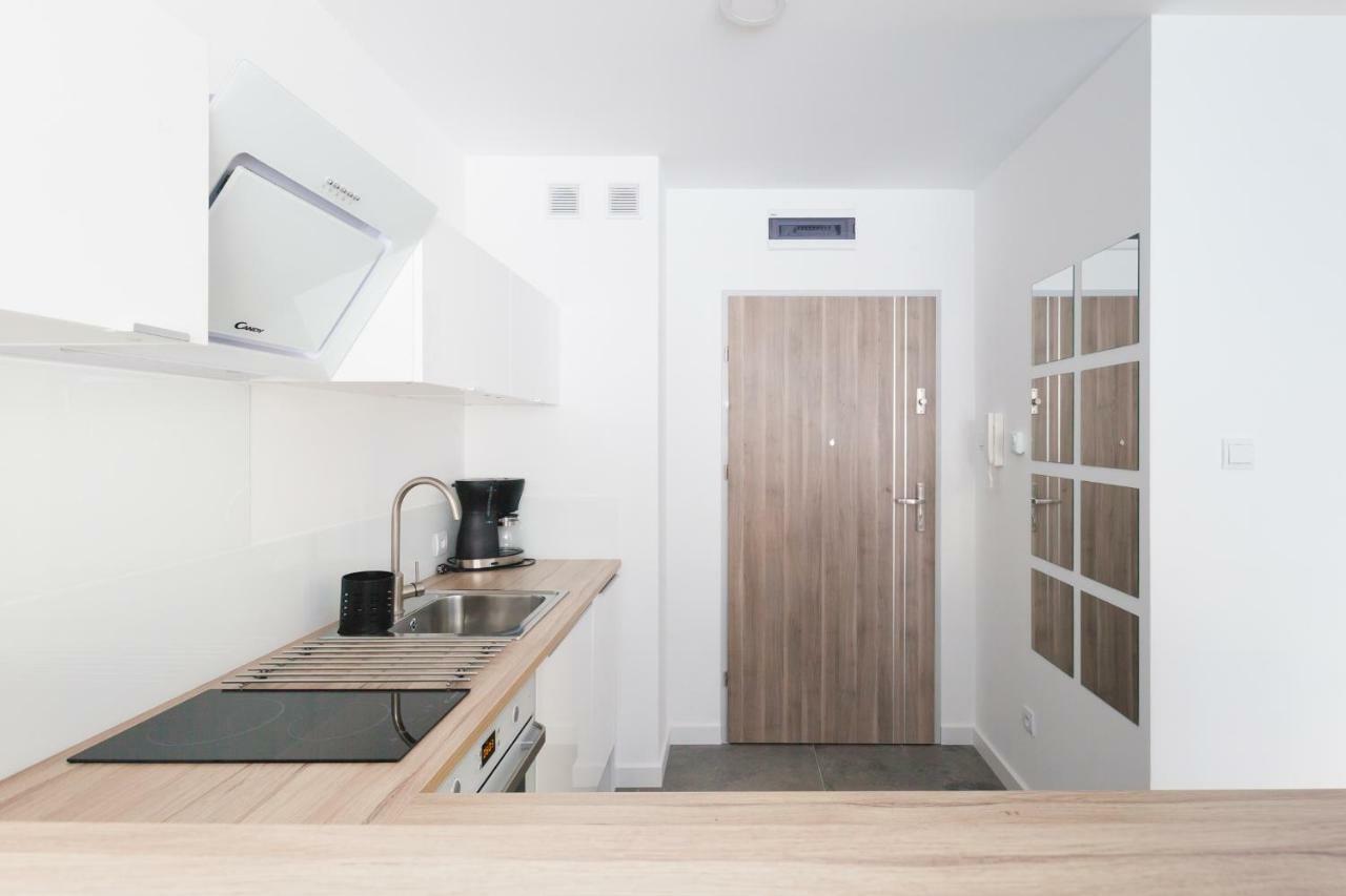 Raval Apartments - Light Blue เรวัล ภายนอก รูปภาพ